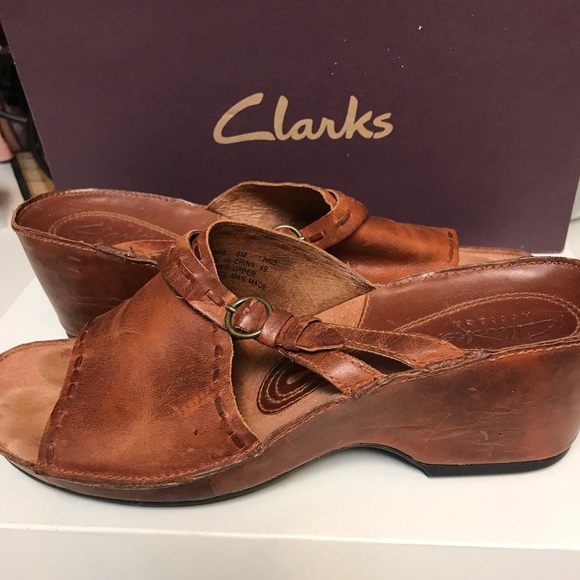 clarks artisan